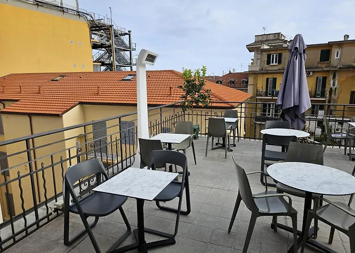 Prima Fila Premium Guest House